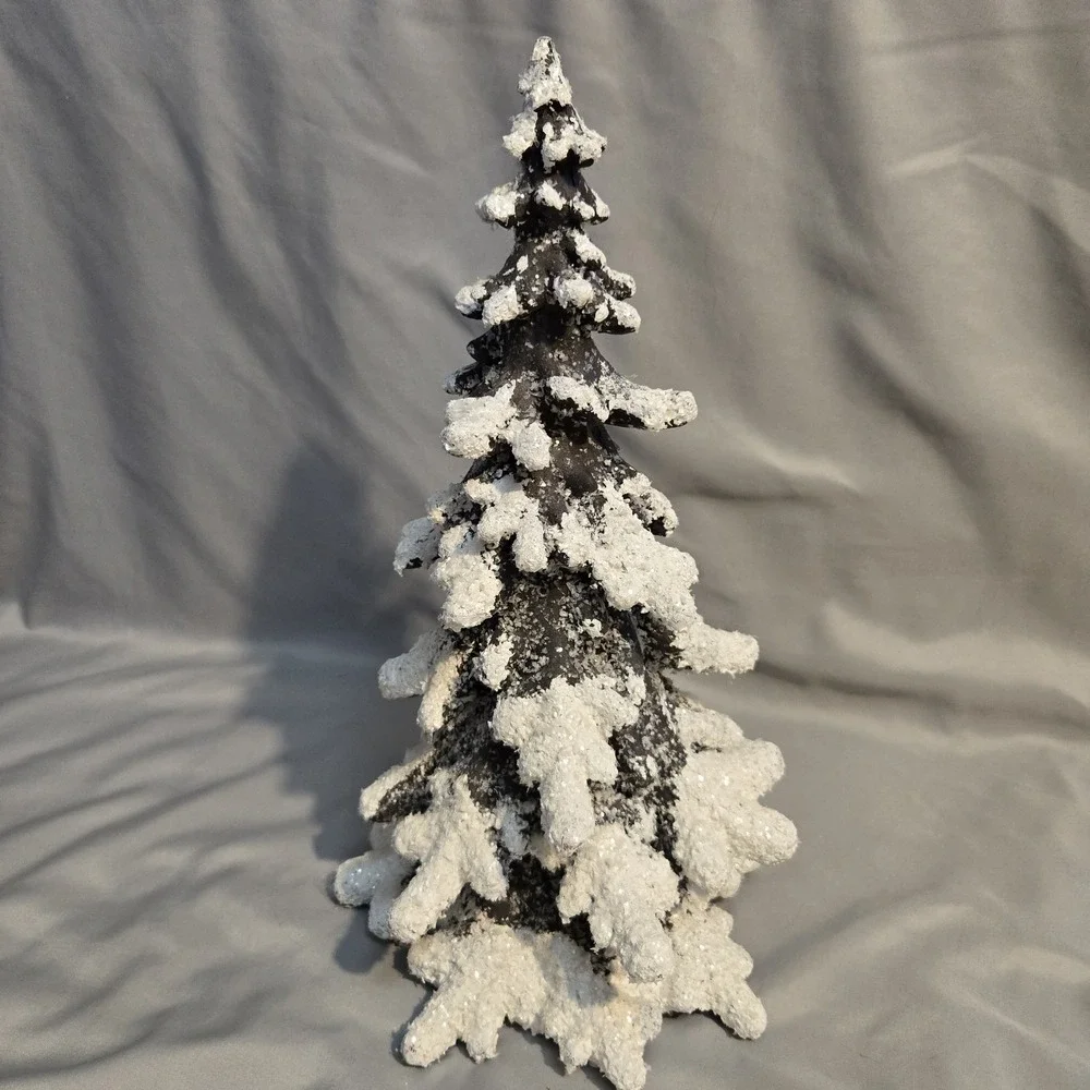 Living Quarters Snowy Christmas Tree Figurine 15